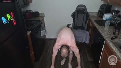Husky Dad online show from June 27, 2026, 12:37 am