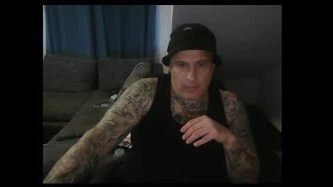 sinalco1975 online show from April 28, 2026, 4:06 am