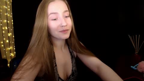Snapshot of sindiwatsoon chatting on April 28, 2026, 7:19 pm Sindi online show from April 28, 2026, 7:19 pm
