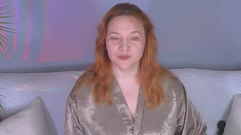 Snapshot of sinful_helena chatting on February 2, 2026, 4:11 am sinful_helena online show from February 2, 2026, 4:11 am