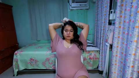 sinfullwife6969 online show from September 18, 2025, 12:51 pm