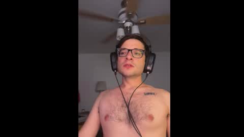 Snapshot of singholedad chatting on February 13, 2026, 5:14 am singholedad online show from February 13, 2026, 5:14 am