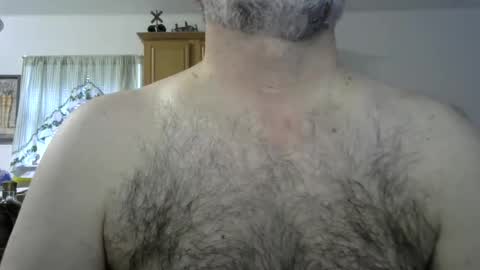 Snapshot of singleguy137 chatting on September 30, 2025, 11:32 pm Singleguy137 online show from September 30, 2025, 11:32 pm