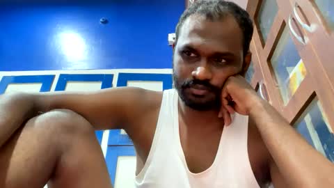 Snapshot of singletamilblackboy chatting on October 26, 2025, 6:36 pm singletamilblackboy online show from October 26, 2025, 6:36 pm