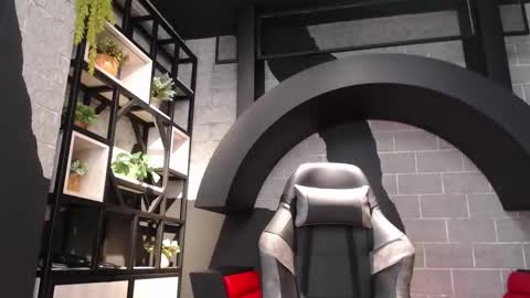 SinLickerr online show from February 13, 2026, 9:33 pm