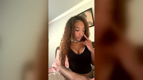 sinn3er online show from June 3, 2026, 10:04 pm