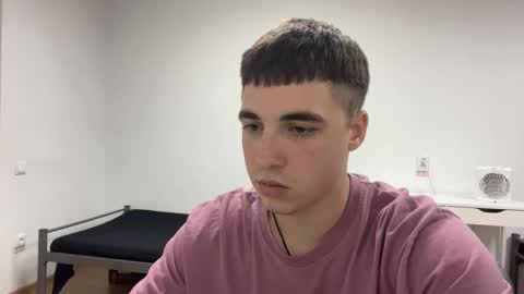 Snapshot of sinnglesexsex chatting on October 8, 2025, 6:16 pm Dan online show from October 8, 2025, 6:16 pm