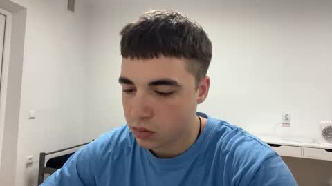 Snapshot of sinnglesexsex chatting on October 13, 2025, 3:56 pm Dan online show from October 13, 2025, 3:56 pm