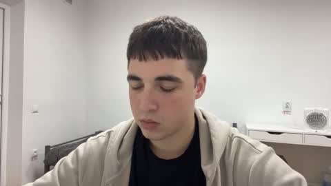 Snapshot of sinnglesexsex chatting on October 21, 2025, 6:19 pm Dan online show from October 21, 2025, 6:19 pm