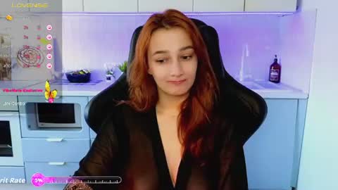 Sinty Noria online show from June 19, 2026, 1:43 am