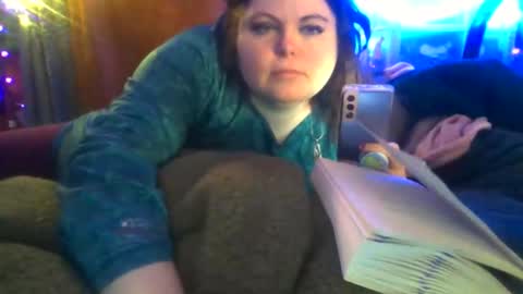 Snapshot of siofra chatting on March 7, 2026, 8:11 am Siofra online show from March 7, 2026, 8:11 am