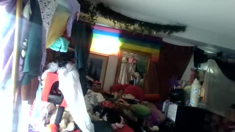 Snapshot of siofra chatting on March 9, 2026, 5:39 pm Siofra online show from March 9, 2026, 5:39 pm