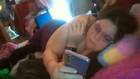 Snapshot of siofra chatting on March 24, 2026, 10:15 pm Siofra online show from March 24, 2026, 10:15 pm