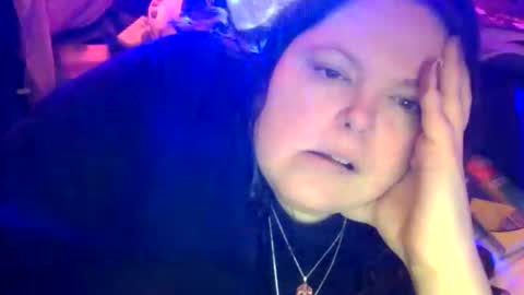 Snapshot of siofra chatting on April 1, 2026, 3:29 am Siofra online show from April 1, 2026, 3:29 am