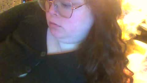 Snapshot of siofra chatting on April 6, 2026, 10:16 am Siofra online show from April 6, 2026, 10:16 am