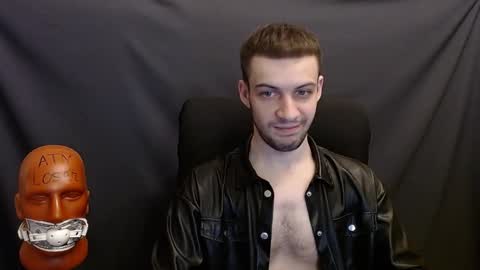 Snapshot of sir_damien chatting on December 22, 2024, 8:47 pm Sir Damien online show from December 22, 2024, 8:47 pm