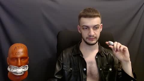 Snapshot of sir_damien chatting on December 29, 2024, 2:38 am Sir Damien online show from December 29, 2024, 2:38 am