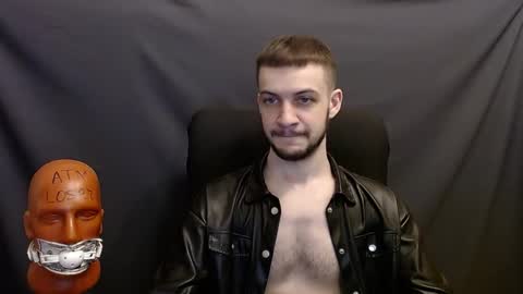 Snapshot of sir_damien chatting on January 2, 2025, 5:24 am Sir Damien online show from January 2, 2025, 5:24 am