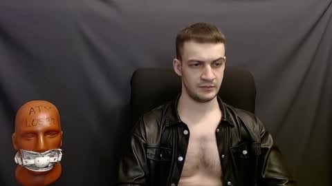 Snapshot of sir_damien chatting on January 7, 2025, 8:42 pm Sir Damien online show from January 7, 2025, 8:42 pm