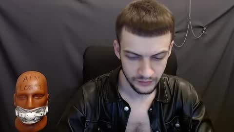 Snapshot of sir_damien chatting on January 17, 2025, 11:51 pm Sir Damien online show from January 17, 2025, 11:51 pm