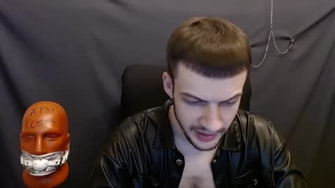 Snapshot of sir_damien chatting on January 18, 2025, 3:31 am Sir Damien online show from January 18, 2025, 3:31 am