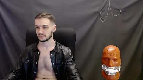 Snapshot of sir_damien chatting on January 24, 2025, 8:54 pm Sir Damien online show from January 24, 2025, 8:54 pm