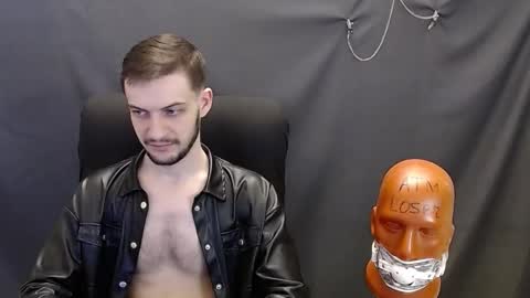 Snapshot of sir_damien chatting on February 19, 2025, 12:22 pm Sir Damien online show from February 19, 2025, 12:22 pm