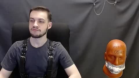 Snapshot of sir_damien chatting on February 22, 2025, 3:01 am Sir Damien online show from February 22, 2025, 3:01 am