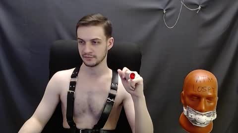 Snapshot of sir_damien chatting on February 28, 2025, 8:39 pm Sir Damien online show from February 28, 2025, 8:39 pm