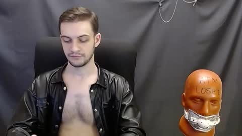 Snapshot of sir_damien chatting on March 2, 2025, 3:13 am Sir Damien online show from March 2, 2025, 3:13 am