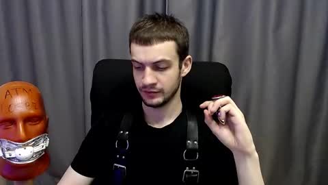 Snapshot of sir_damien chatting on September 19, 2025, 2:46 am Sir Damien online show from September 19, 2025, 2:46 am