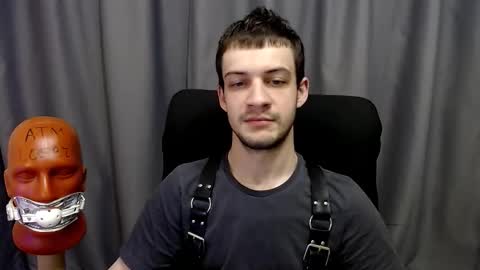 Snapshot of sir_damien chatting on October 4, 2025, 8:40 pm Sir Damien online show from October 4, 2025, 8:40 pm