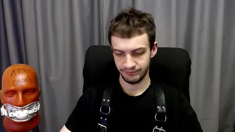 Snapshot of sir_damien chatting on October 5, 2025, 8:18 pm Sir Damien online show from October 5, 2025, 8:18 pm