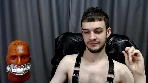 Snapshot of sir_damien chatting on October 29, 2025, 3:31 am Sir Damien online show from October 29, 2025, 3:31 am