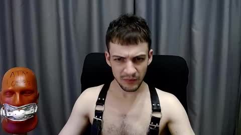 Snapshot of sir_damien chatting on November 29, 2025, 2:47 am Sir Damien online show from November 29, 2025, 2:47 am