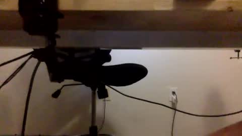 Snapshot of sirbare chatting on February 11, 2025, 11:43 am Bare like Bear online show from February 11, 2025, 11:43 am