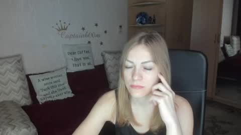 Snapshot of sirenasilk chatting on October 21, 2025, 3:18 am sirenasilk online show from October 21, 2025, 3:18 am