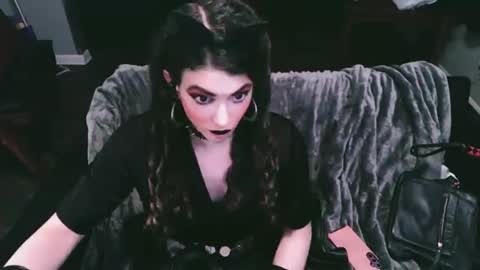 sissyember online show from July 16, 2026, 3:12 am