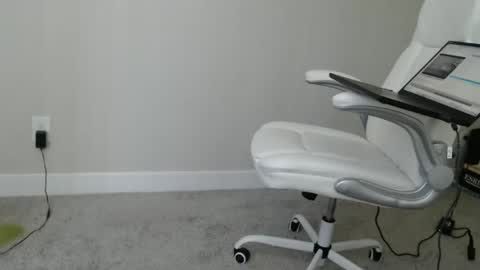 MissySha online show from April 29, 2026, 4:55 pm