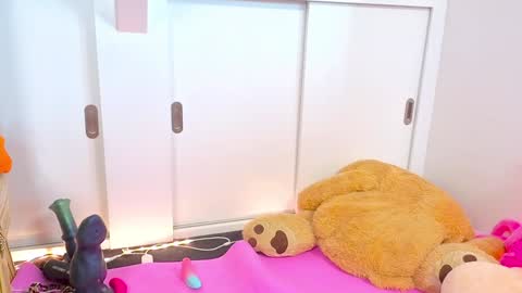 Elise online show from March 28, 2026, 12:05 pm