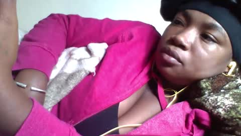 sisyh697532 online show from May 22, 2026, 8:36 pm