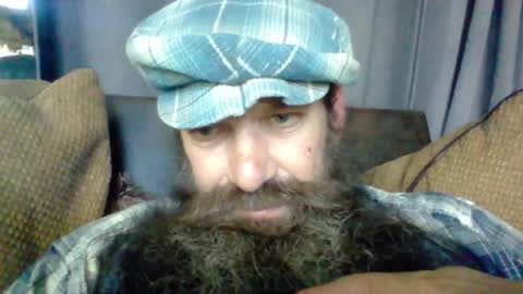 sitonmybeardxxx online show from May 9, 2026, 6:57 pm