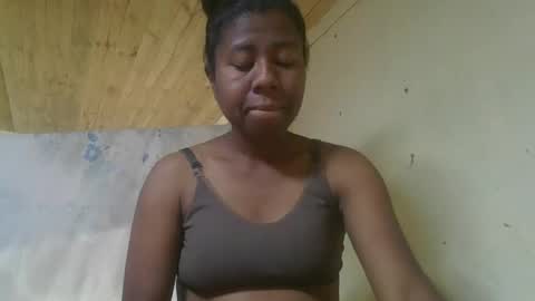 Snapshot of sitraka93 chatting on October 15, 2025, 6:46 am Sitraka online show from October 15, 2025, 6:46 am