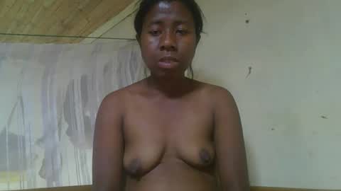 Snapshot of sitraka93 chatting on October 21, 2025, 5:02 pm Sitraka online show from October 21, 2025, 5:02 pm