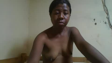 Snapshot of sitraka93 chatting on November 8, 2025, 8:14 am Sitraka online show from November 8, 2025, 8:14 am