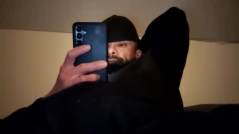 Snapshot of six_23 chatting on November 23, 2025, 5:40 am Sixxx online show from November 23, 2025, 5:40 am