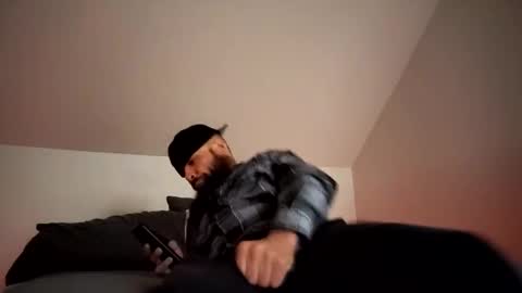 Snapshot of six_23 chatting on February 21, 2026, 3:57 pm Sixxx online show from February 21, 2026, 3:57 pm