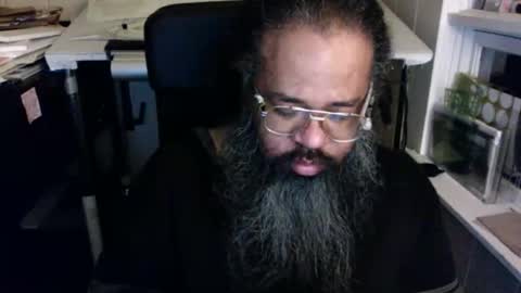 Snapshot of siyah_sakal chatting on December 4, 2024, 11:19 am siyah_sakal online show from December 4, 2024, 11:19 am