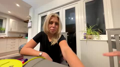 Snapshot of size10doubleg chatting on October 26, 2025, 1:00 am Doubleg online show from October 26, 2025, 1:00 am