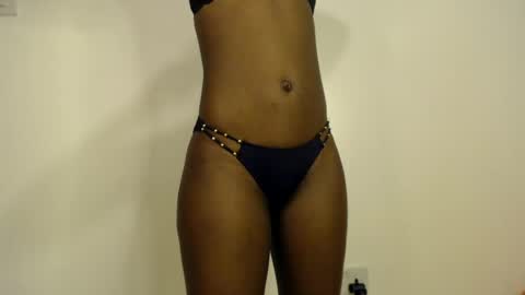 sizzly_ass online show from July 4, 2026, 2:18 am